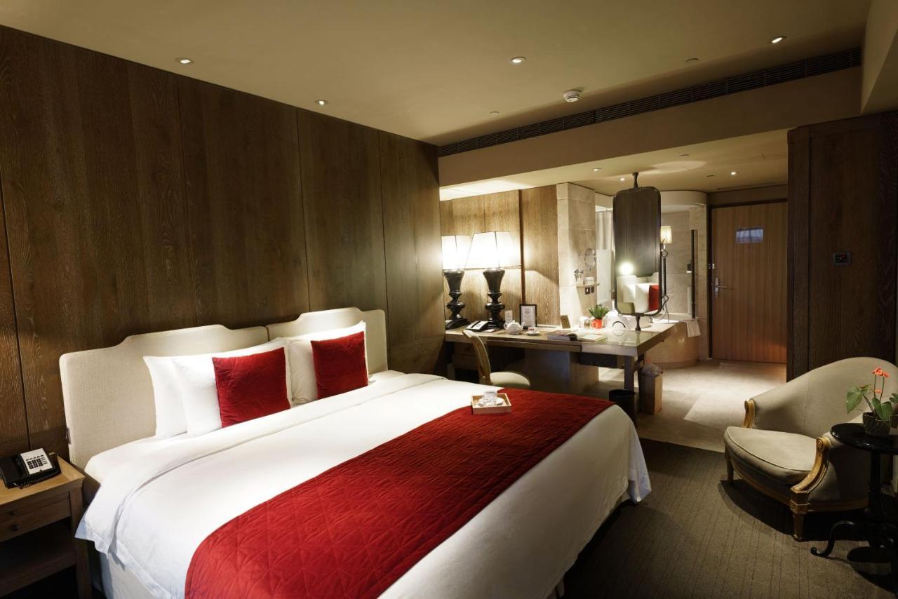 Palais De Chine Hotel Ταϊπέι Εξωτερικό φωτογραφία A room at the hotel