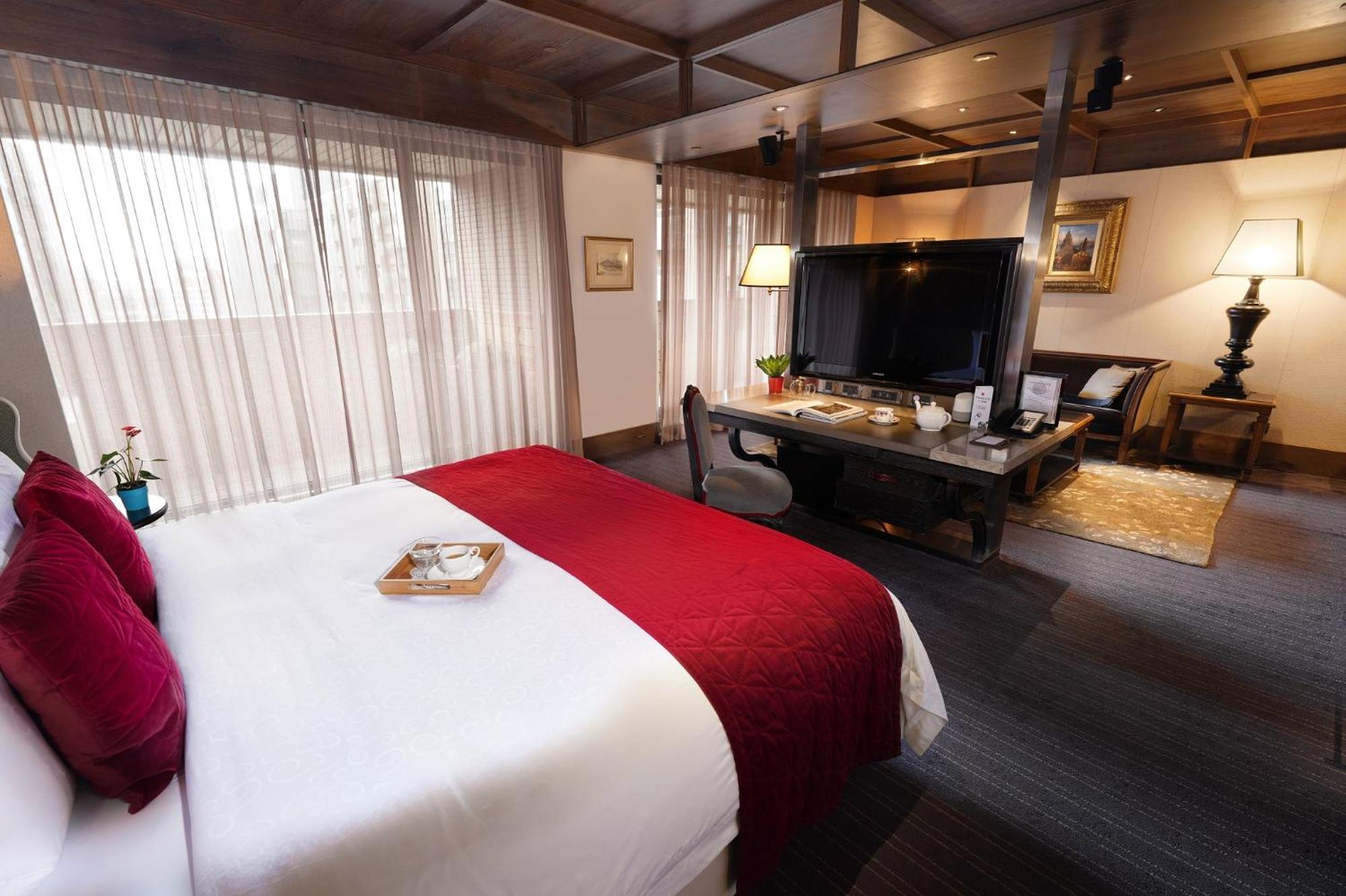 Palais De Chine Hotel Ταϊπέι Εξωτερικό φωτογραφία A room at the hotel